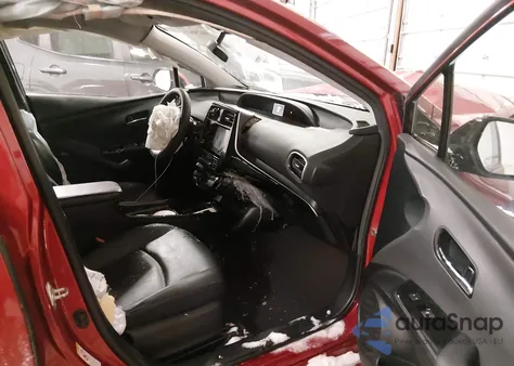 2016 Toyota Prius Four z USA, uszkodzony, nr VIN JTDKARFU2G3513277